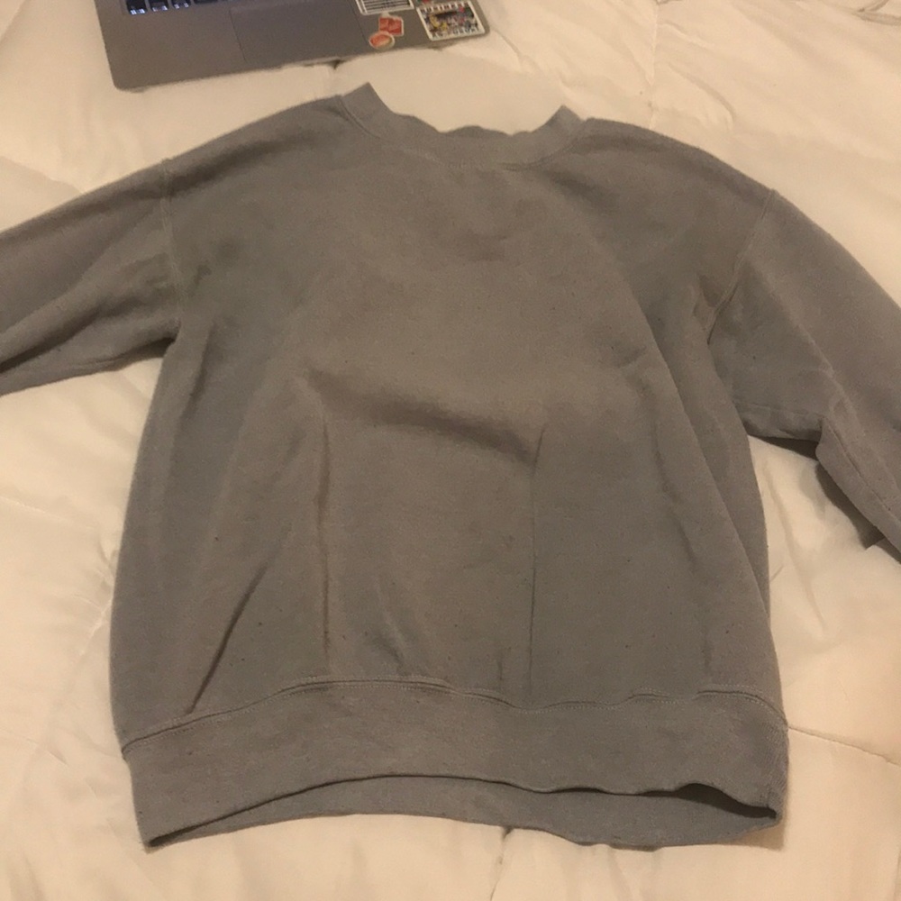 blueish gray crewneck